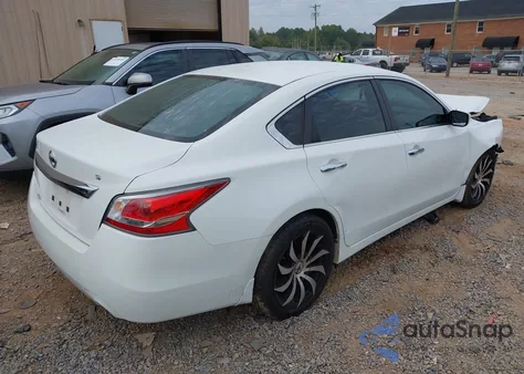 2015 Nissan Altima 2.5 S from USA, damaged, VIN 1N4AL3AP2FC494335